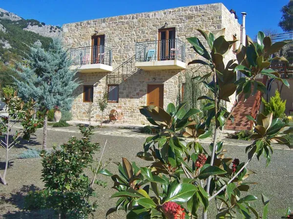 400 m² Hotel for Sale in Heraklion