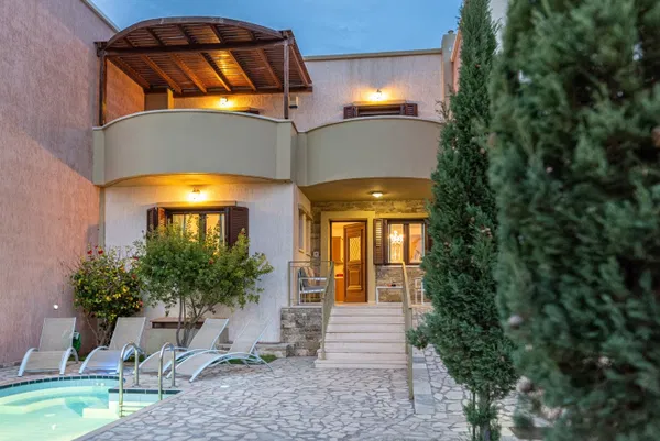 Four-Bedroom Villa for Sale in Makris Gialos, Lasithi — photo 2