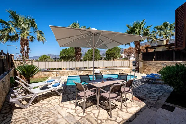 210 m² Villa with Four Bedrooms for Sale in Makris Gialos, Lasithi — photo 2