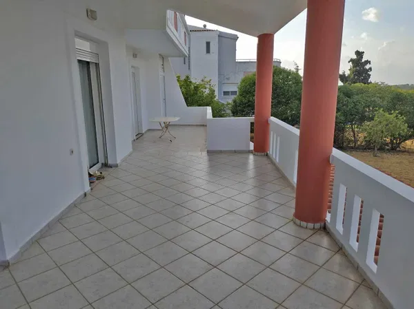 180 m² Villa with Four Bedrooms for Sale in Pazinos, Akrotiri — photo 3