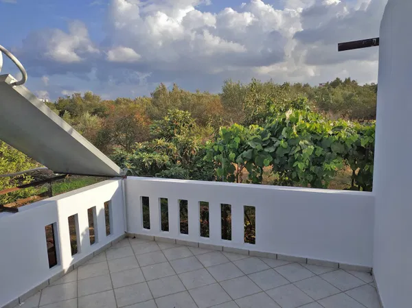 180 m² Villa with Four Bedrooms for Sale in Pazinos, Akrotiri — photo 5