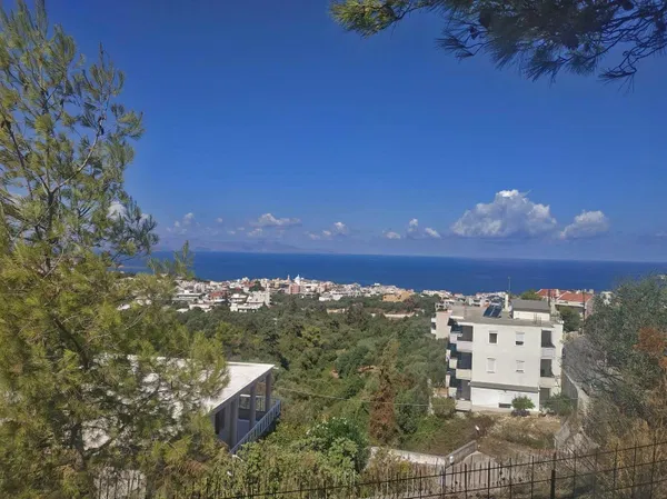 1,150 m² Plot for Sale in Chalepa, Chania
