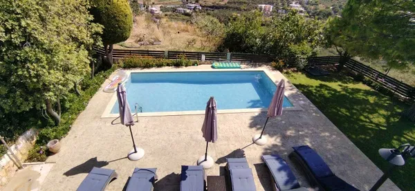 Sea-View 160 m² Villa with Five Bedrooms for Rent in Stalos, Chania — photo 4