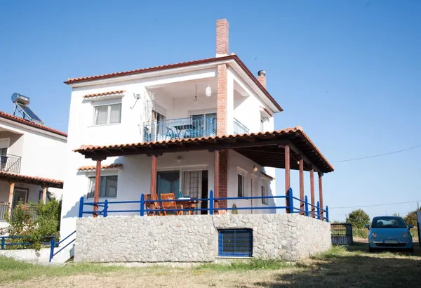 Sea-View 80 m² Villa with Three Bedrooms for Sale in Komotini, Rodopis — photo 2