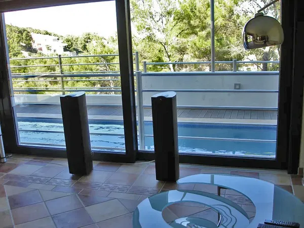 Sea-View 500 m² Villa with Four Bedrooms for Sale in Nea Makri, Athens Eastern Suburbs — photo 4