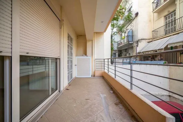 67 m² Two-Bedroom Apartment for Sale in Neos Kosmos, Athens Center