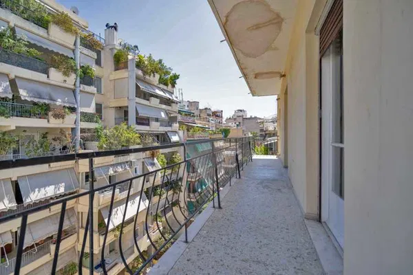 152 m² Apartment with Three Bedrooms for Sale in Pangrati, Athens Center