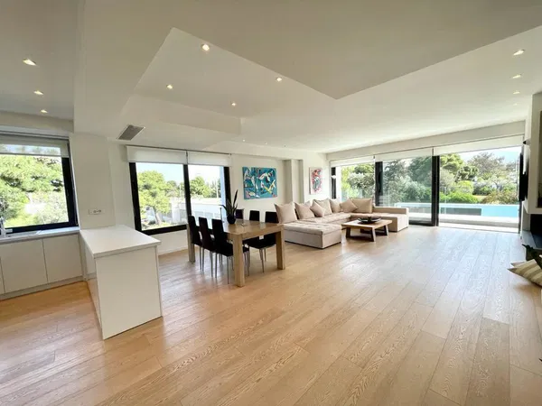 140 m² Two-Bedroom Apartment for Sale in Elliniko, Athens Southern suburbs
