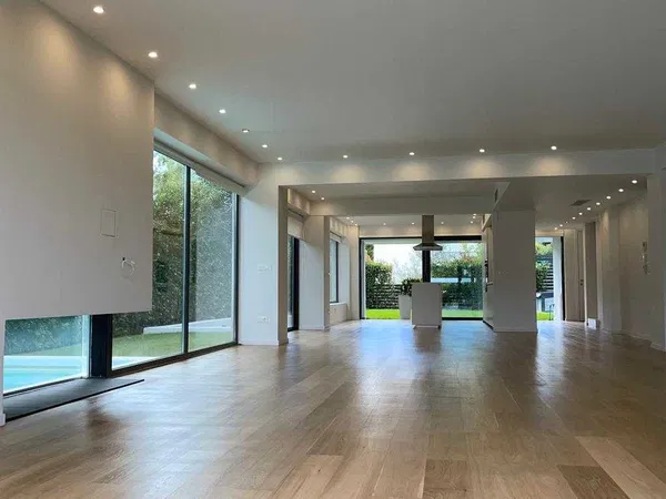 Five-Bedroom Apartment for Sale in Elliniko, Athens Southern suburbs — photo 5