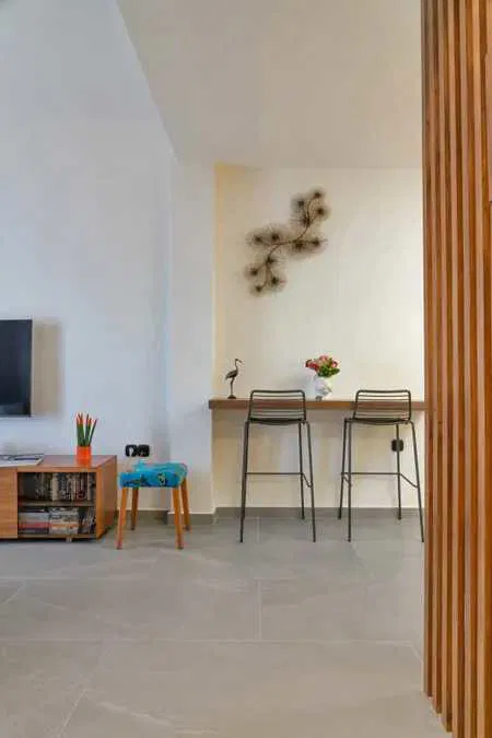 65 m² Two-Bedroom Apartment for Rent in Glyfada, Athens Southern suburbs — photo 4