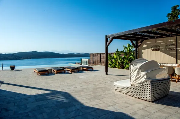 414 m² Sea-View Five-Bedroom Villa for Sale in Agios Nikolaos, Lasithi — photo 3