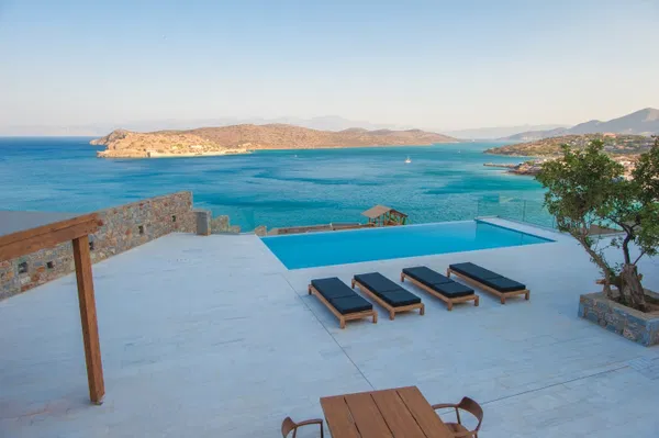 Sea View Six-Bedroom Villa for Sale in Agios Nikolaos, Lasithi — photo 4