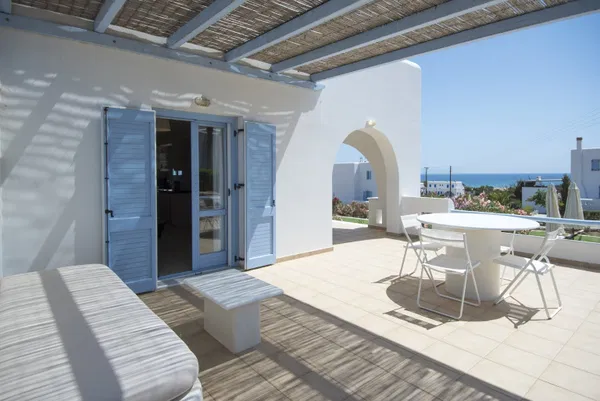 Four-Bedroom Sea View Villa for Sale in Naxos, Cyclades — photo 3