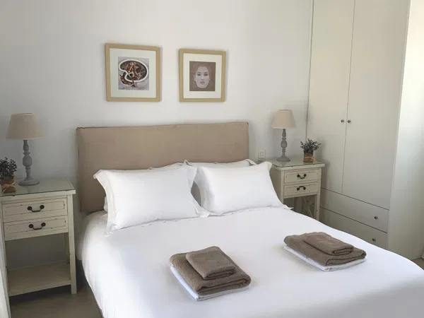 Modern 149 m² Villa with Four Bedrooms for Sale in Naxos, Cyclades — photo 5