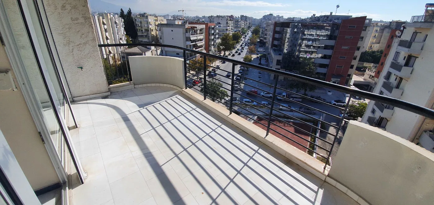 143 m² Apartment with Three Bedrooms for Sale in Kalamaria, Thessaloniki Eastern Suburbs