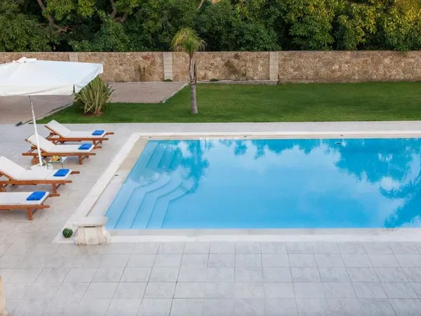 Seven-Bedroom Villa for Sale in Chania