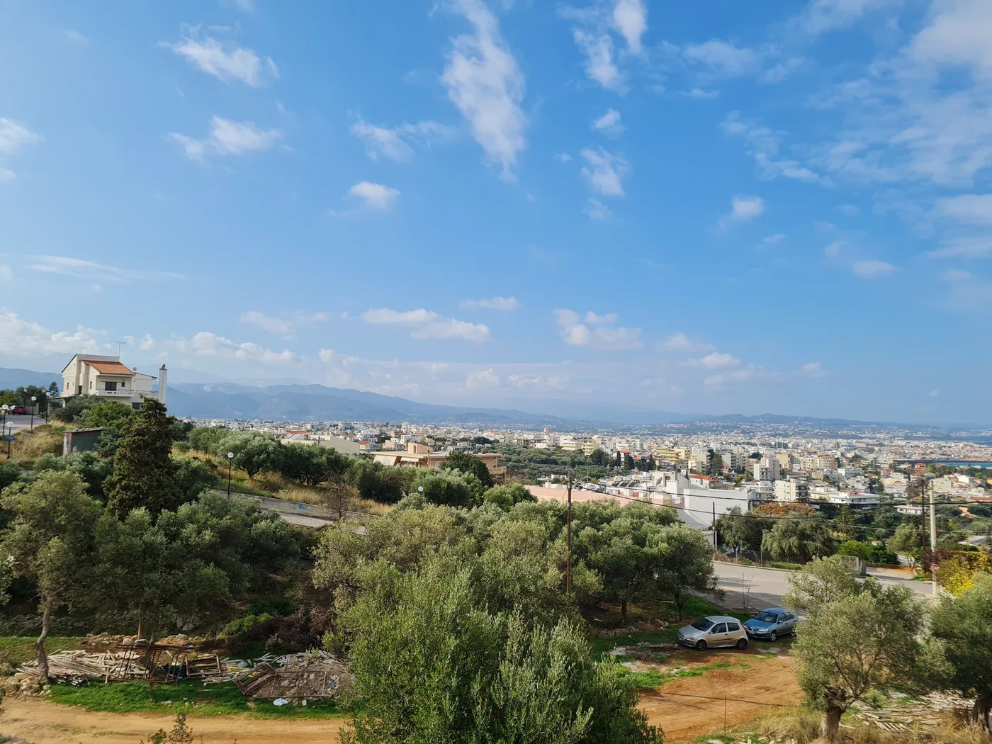 Sea-View 600 m² Land for Sale in Chalepa, Chania