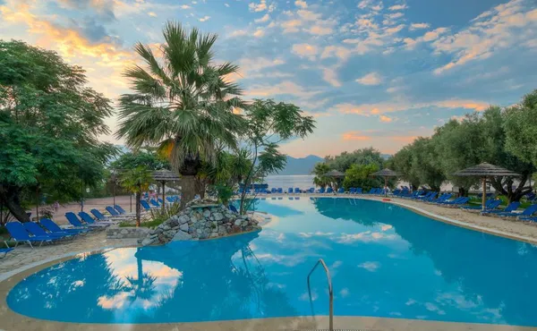 Sea View Hotel for Sale in Peloponnese — photo 3
