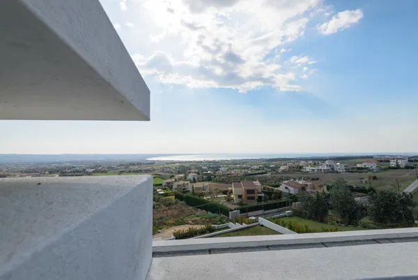 Sea View 800 m² Villa with Three Bedrooms for Sale in Panorama Thessaloniki, Thessaloniki — photo 2