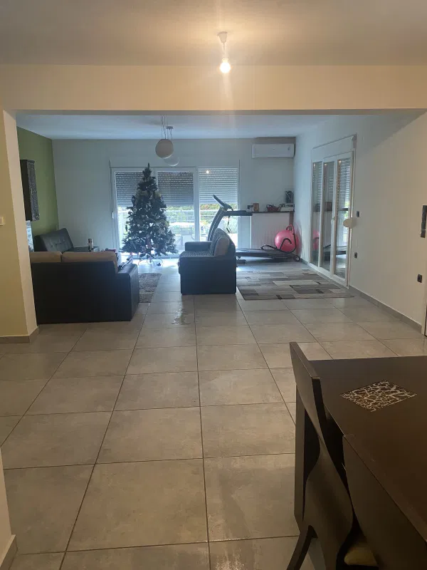 225 m² Villa with Three Bedrooms for Sale in Pefka Thessalonikis, Thessaloniki — photo 4