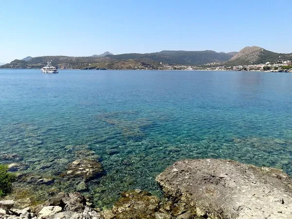 Sea-View Hotel for Sale in Aegina, Attica — photo 4