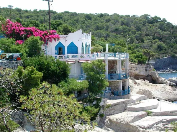 Sea View Hotel for Sale in Aegina, Attica — photo 4