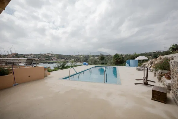 Four-Bedroom Renovated Villa for Sale in Akrotiri, Chania — photo 5