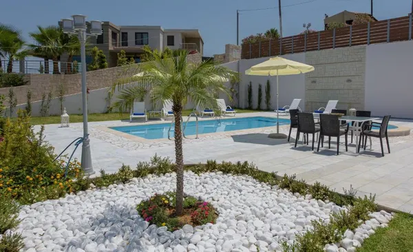 Sea-View Six-Bedroom Villa for Sale in Stalos, Chania — photo 4