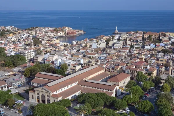 39,000 m² Plot for Sale in Chania