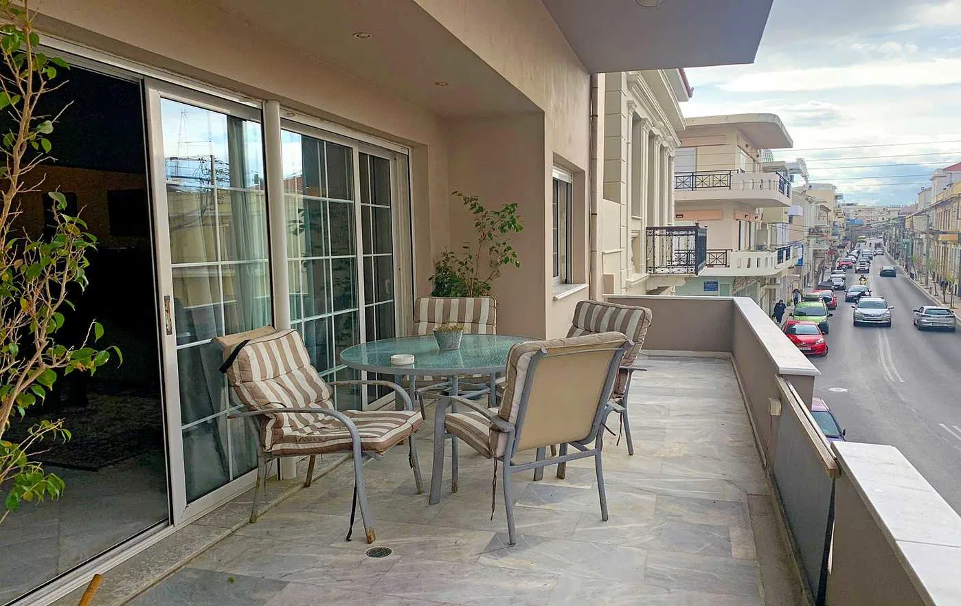 Four-Bedroom Apartment for Sale in Koum Kapi, Chania