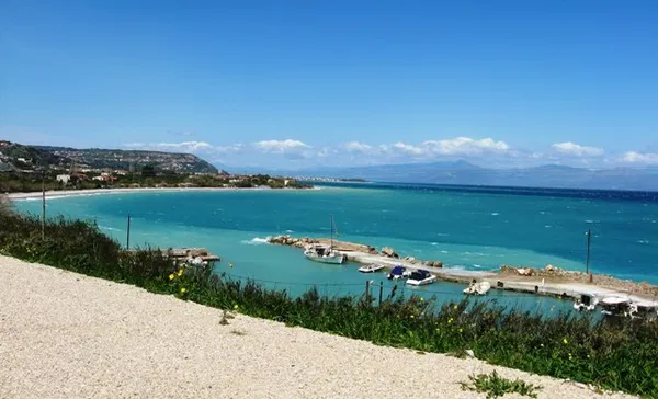 Sea-View Hotel for Sale in Patra, Patras — photo 2