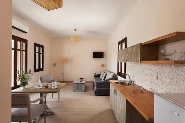 Sea View Hotel for Sale in Gytheio, Messinia — photo 4