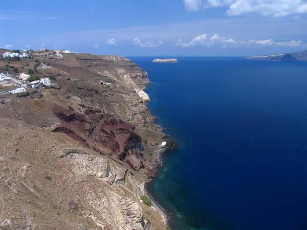 Sea-View Three-Bedroom Villa for Sale in Santorini, Cyclades — photo 3