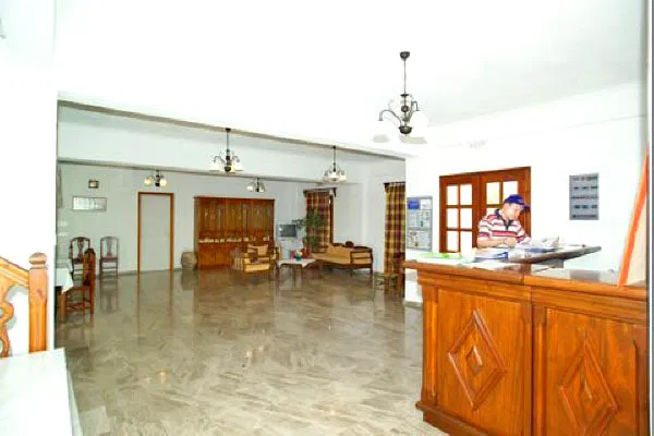 1272 m² Hotel for Sale in Santorini, Cyclades — photo 2