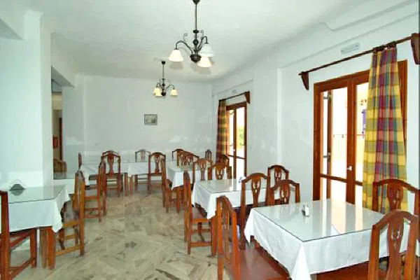 1272 m² Hotel for Sale in Santorini, Cyclades — photo 4