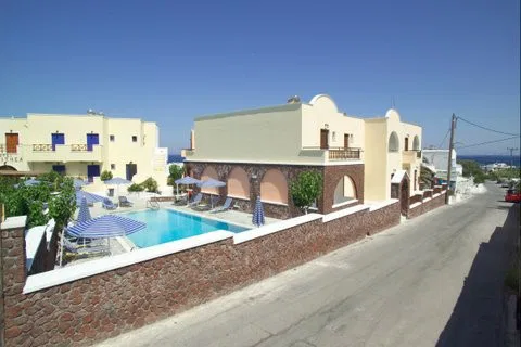 1272 m² Hotel for Sale in Santorini, Cyclades