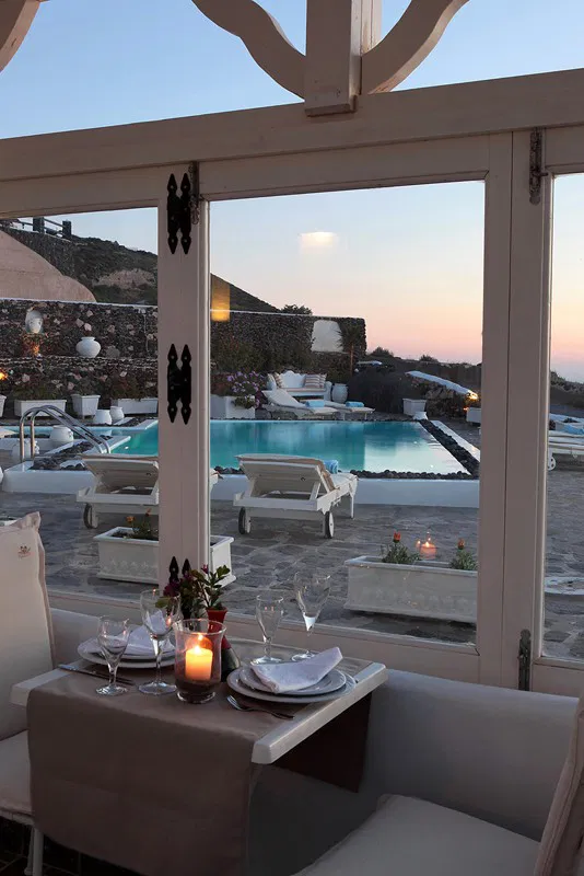 Sea-View Hotel for Sale in Santorini, Cyclades — photo 3