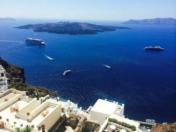 340 m² Sea-View Hotel for Sale in Santorini, Cyclades