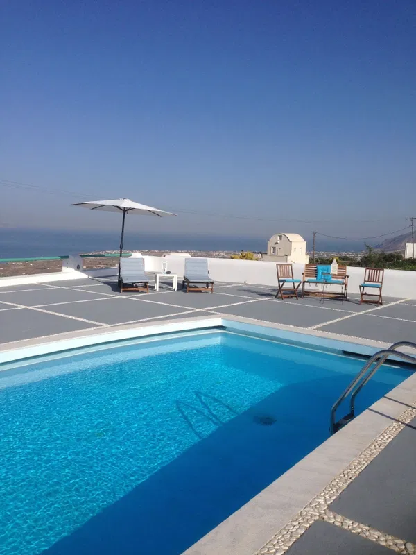 535 m² Sea View Hotel for Sale in Santorini, Cyclades — photo 2