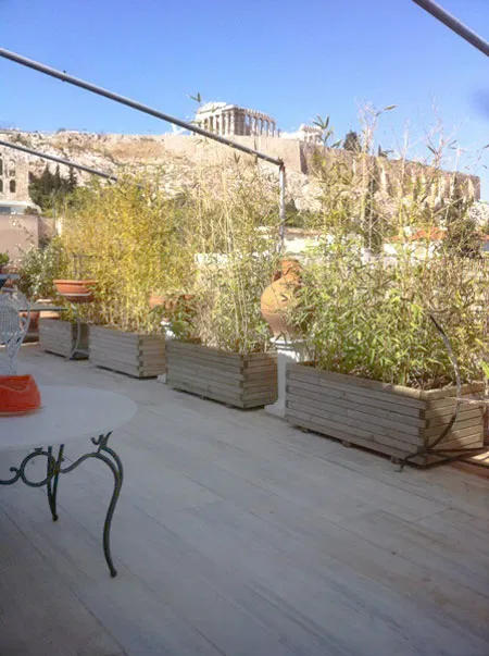 Seafront Two-Bedroom Villa for Sale in Athens Historical Center, Athens Center — photo 2