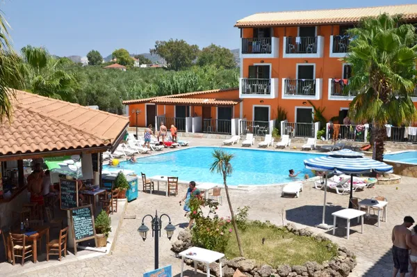 3000 m² Sea-View Hotel for Sale in Zakynthos, Ionian Islands — photo 5