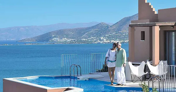 Sea View 250 m² Villa with Two Bedrooms for Rent in Agios Nikolaos, Lasithi