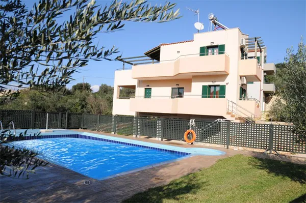 Three-Bedroom Sea-View Villa for Rent in Almyrida, Apokoronas — photo 5