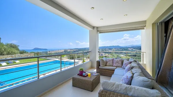 Three-Bedroom Sea View Villa for Rent in Gerani, Platanias