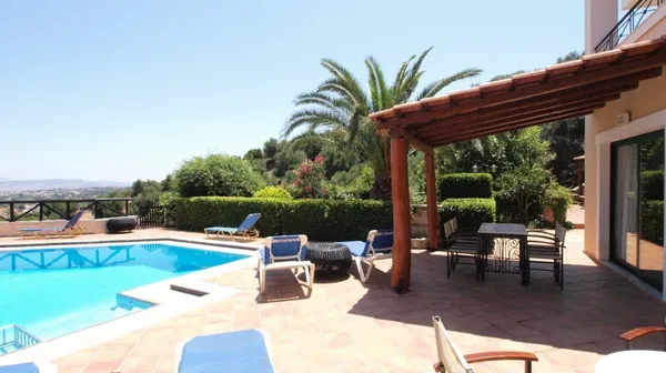 2000 m² Sea View Three-Bedroom Villa for Rent in Platanias, Chania — photo 4