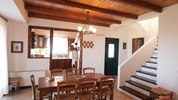 2000 m² Sea View Three-Bedroom Villa for Rent in Platanias, Chania — photo 2