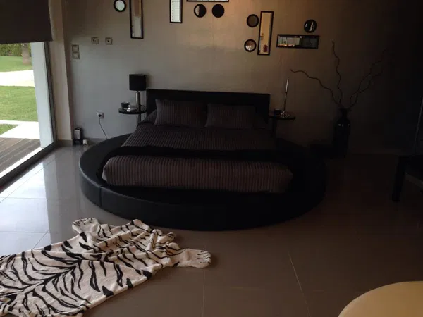 Sea-View One-Bedroom Villa for Rent in Kalathas, Akrotiri — photo 3