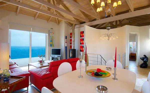 Four-Bedroom Sea View Villa for Rent in Kalathas, Akrotiri — photo 4