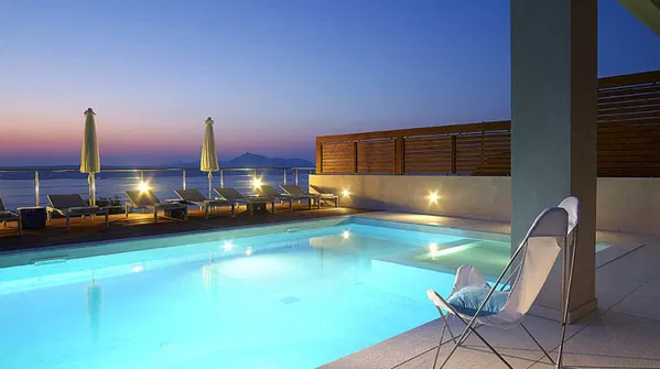 Three-Bedroom Sea-View Villa for Rent in Kokkino Chorio, Apokoronas — photo 2