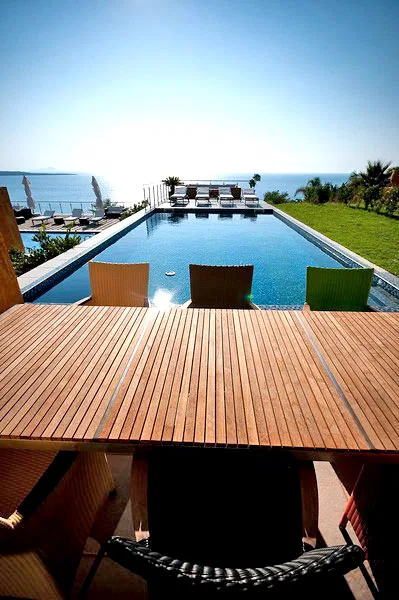 170 m² Sea View Three-Bedroom Villa for Rent in Kalathas, Akrotiri